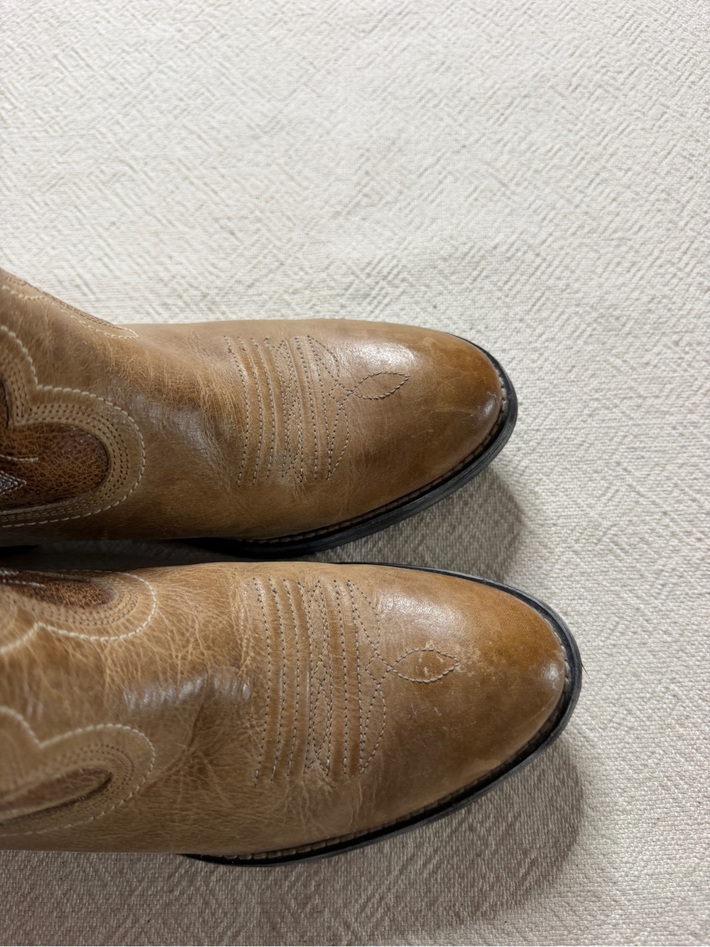 ARIAT Billie Unbridled Leather Beige Side Zip Short Ankle Boots 8 Western - Picture 4 of 11